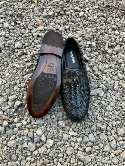 Noir Woven Bee Loafer – Luxury Signature Edition
